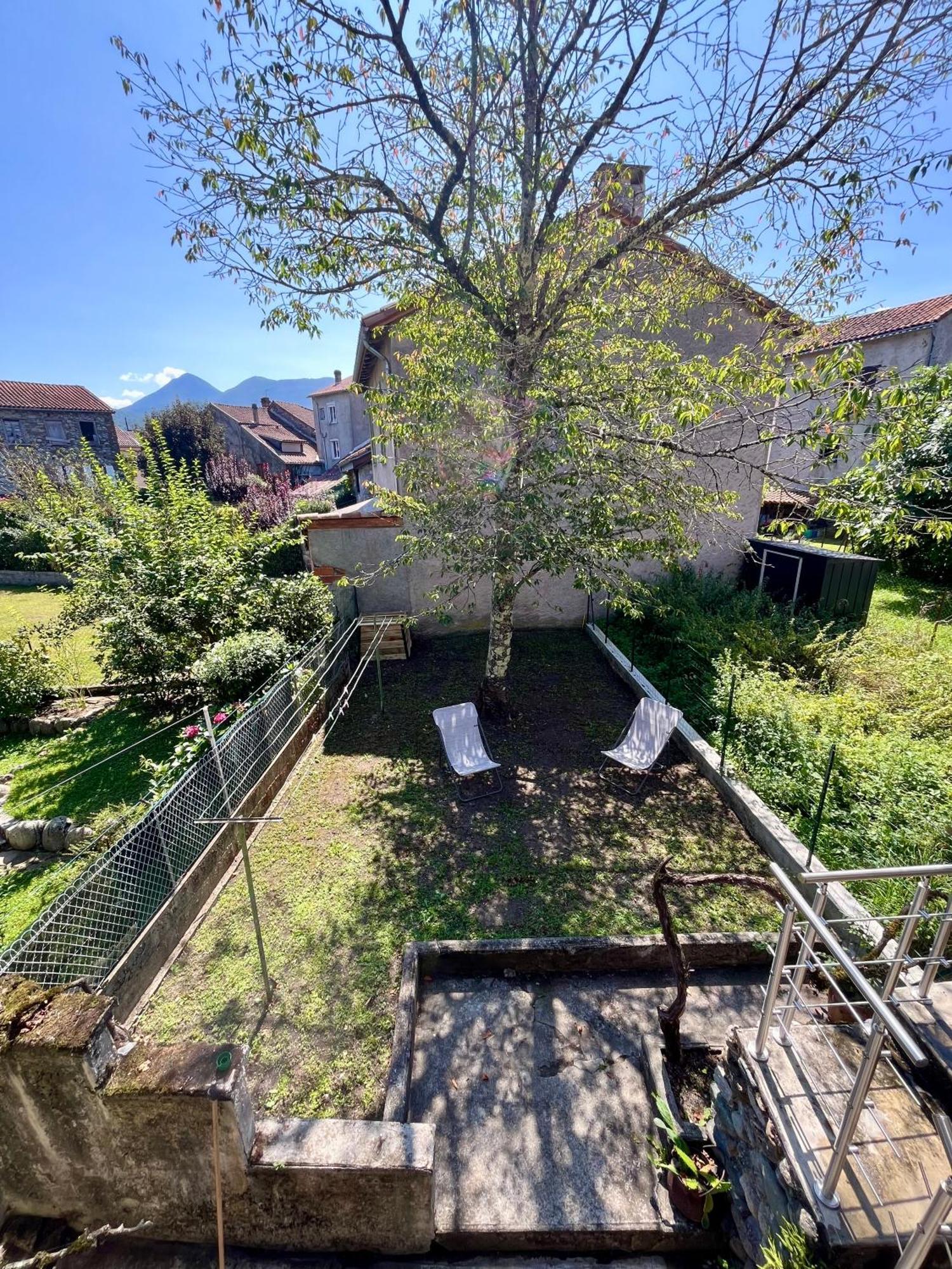 La Petite Ourse Maison De Village A Oust מראה חיצוני תמונה