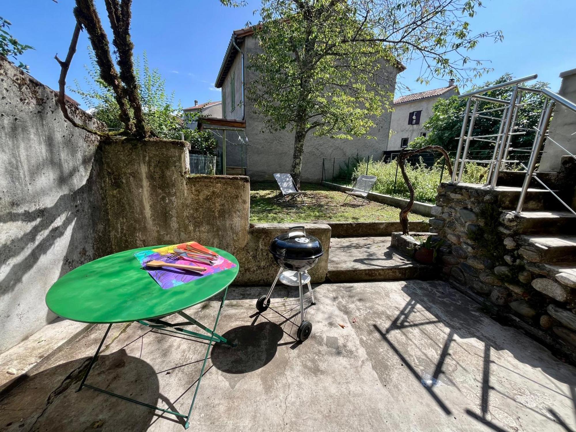 La Petite Ourse Maison De Village A Oust מראה חיצוני תמונה